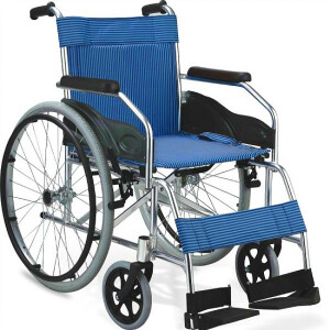 NT12104 รถเข็นนั่งผู้สูงอายุพับได้ ราคาถูก phw868